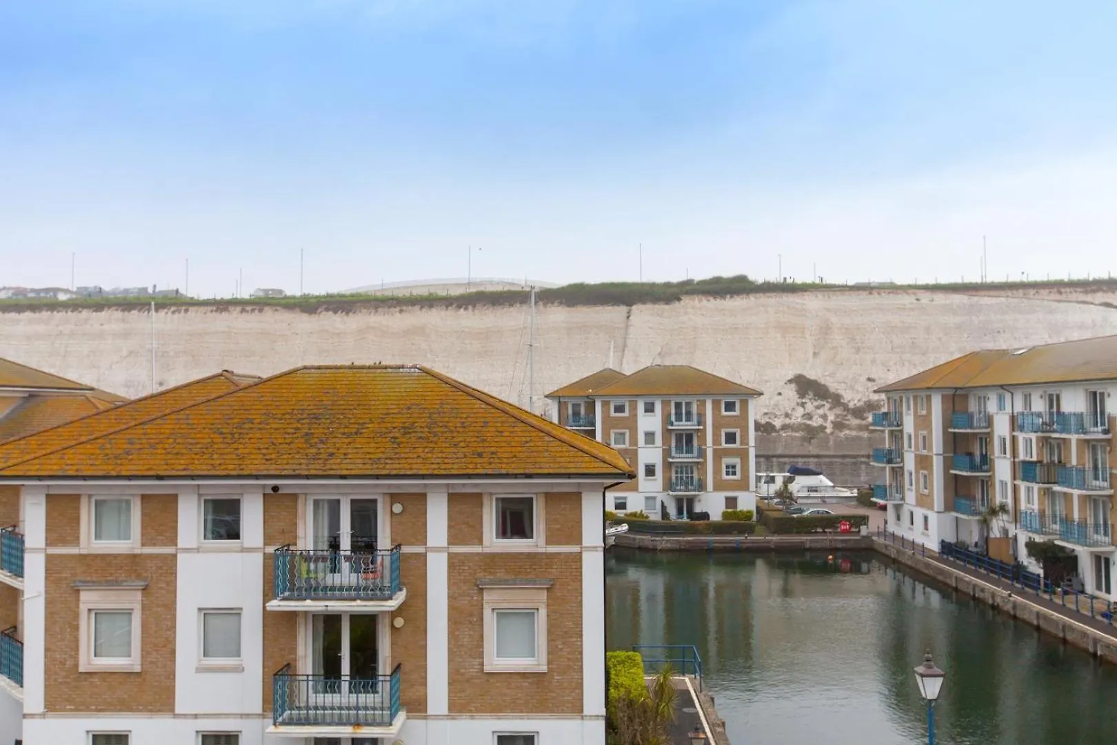 Guestready - Beautiful Stay At Brighton Marina Apartment